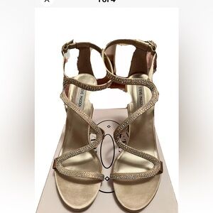 Steve Madden P-Wand Strap Stiletto Heels Sandal in Champagne Size 10
